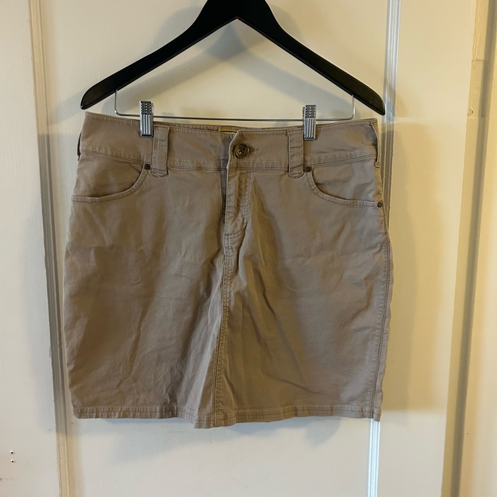 Classic Tan Women's Skirt